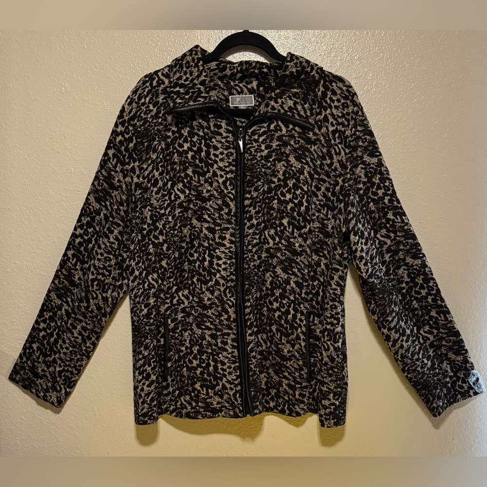 JM Collection Animal Print Zip Jacket | Chic Statement Layer | XL - Picture 2 of 4